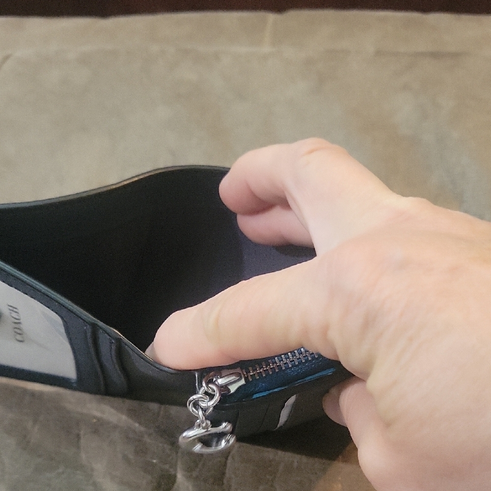 Coach Teal Leather Wallet - Picture 3 of 5